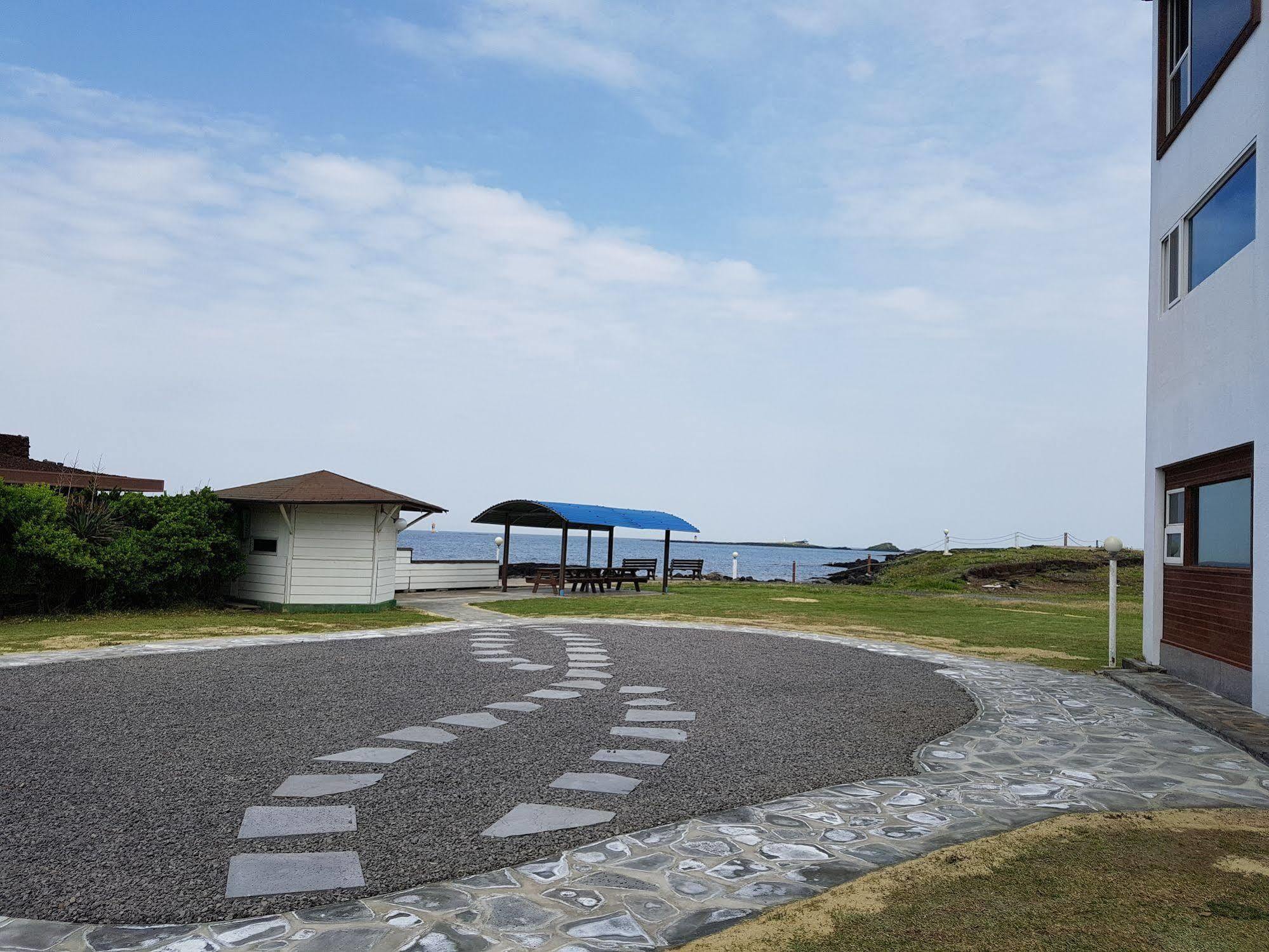 Park Beach Hotel Jeju Exterior foto